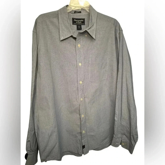 Abercrombie & Fitch long sleeved button down navy and white checked shirt - Picture 1 of 6